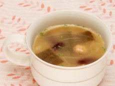 Kombu onion soup with Beans